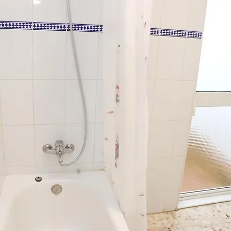 Calle Ancha 01 Apartman